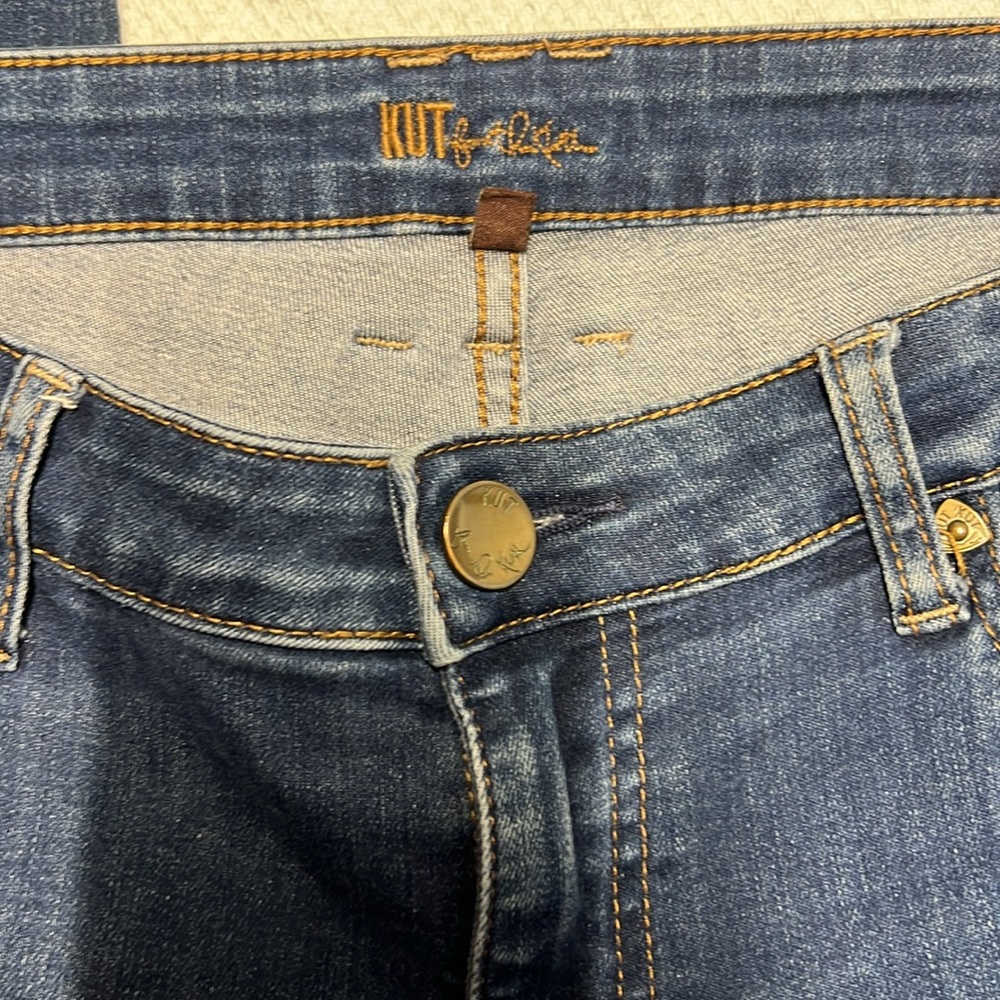 Kut from the Kloth Jeans, Size 10 - Picture 3 of 7